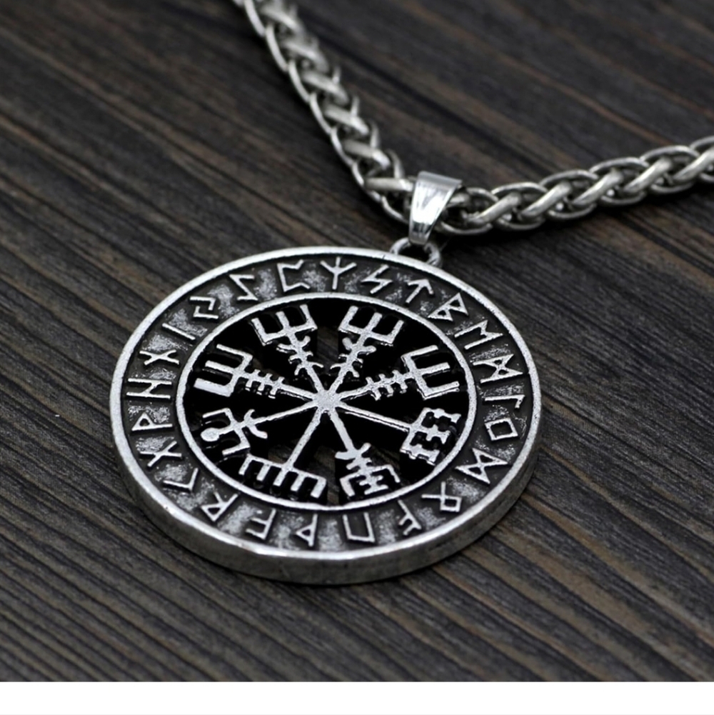 Viking Rune Pendant Necklace - Picture 3 of 4